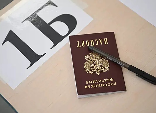 «Нужно отменять»: Омбудсмен Володарский обвинил ЕГЭ в тратах на репетиторов